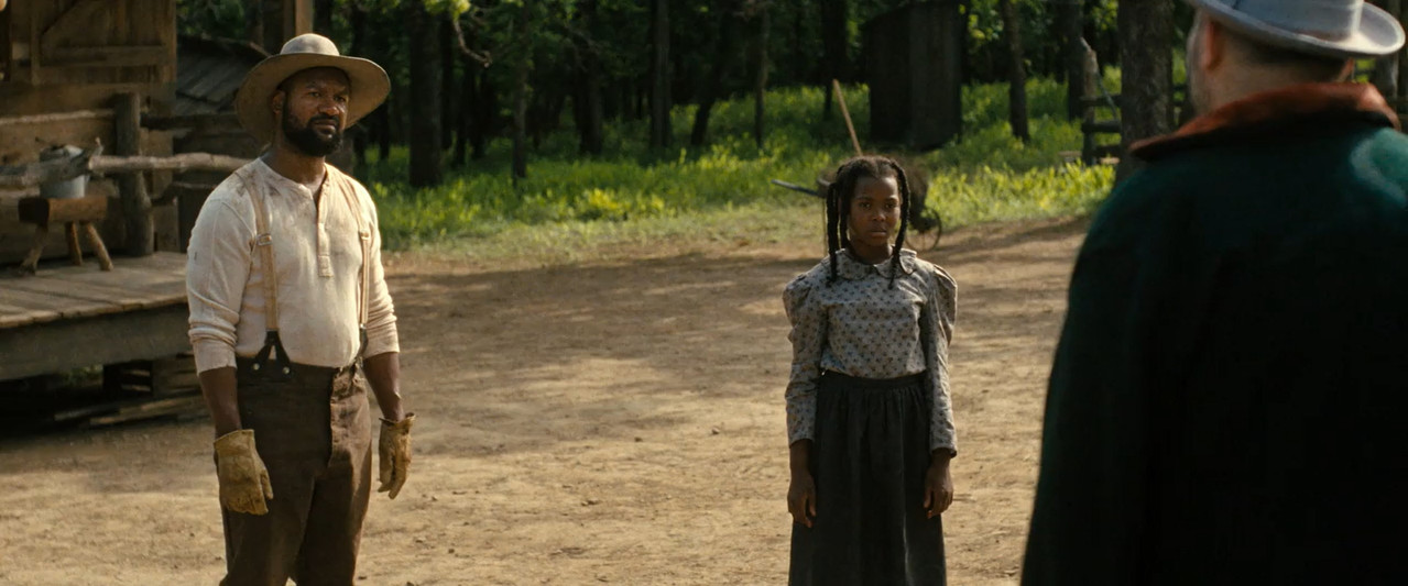 Sarah's Oil 2025 WebRip [Hindi + English] 480p 720p ESub Screenshot
