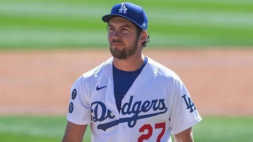 MLB:Tras ser suspendido por presunto abuso contra una mujer, Bauer es acusado por difamación