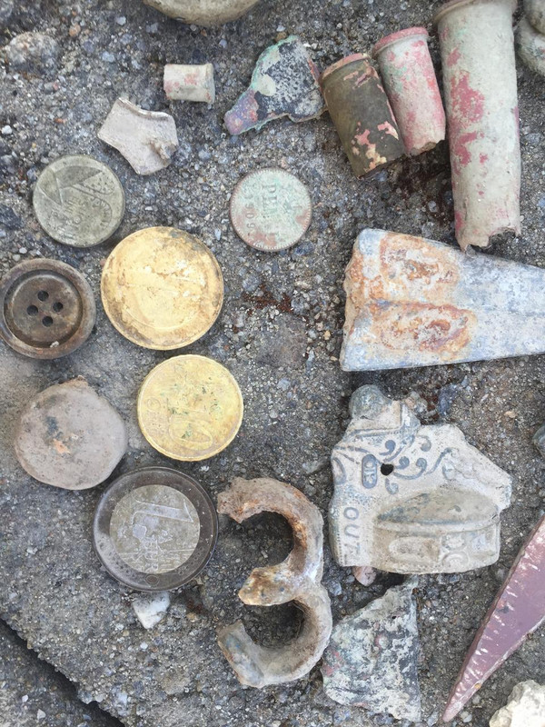 8B084F3A-2B1B-47A3-B81E-4256F7F80E48