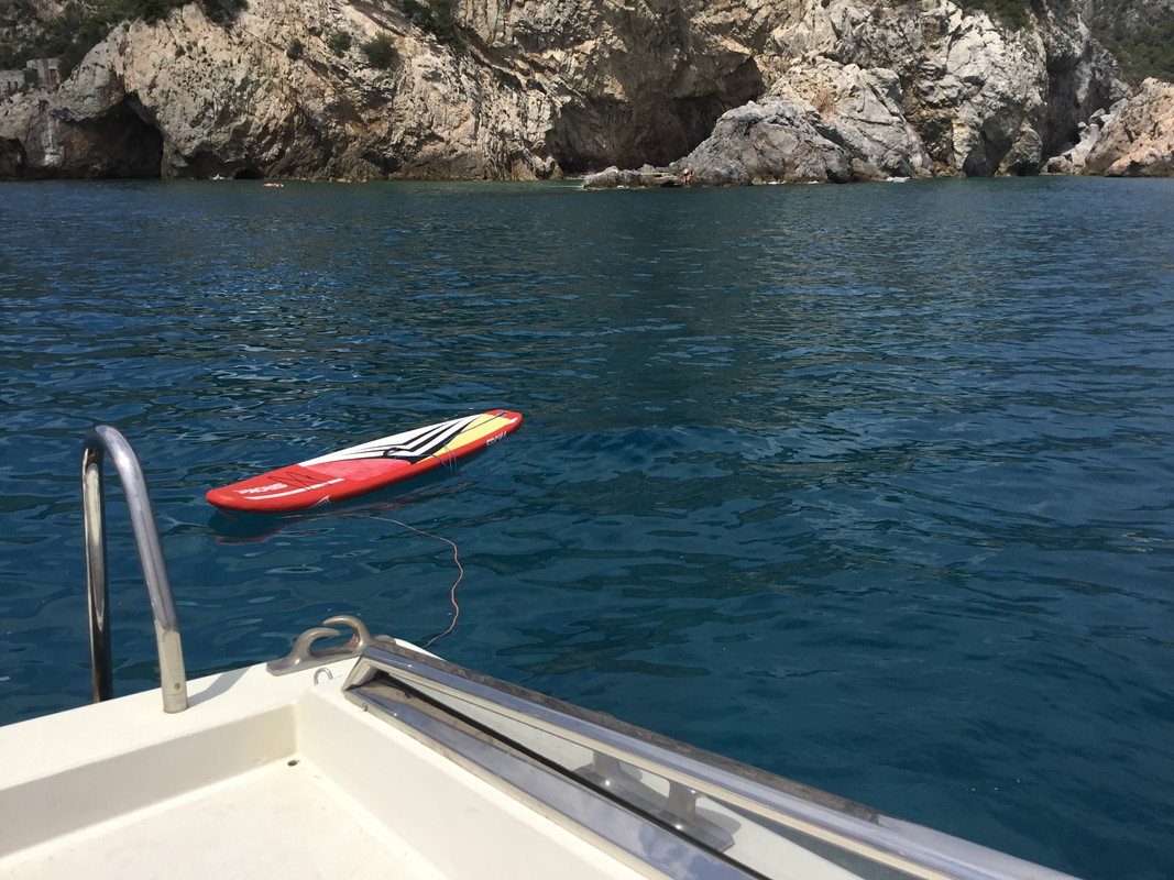 17B1584E-0D68-453E-A810-57A82C3BA787