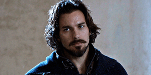 https://i.postimg.cc/2yyFkTpV/Tumblr-l-1542184083413151.gif