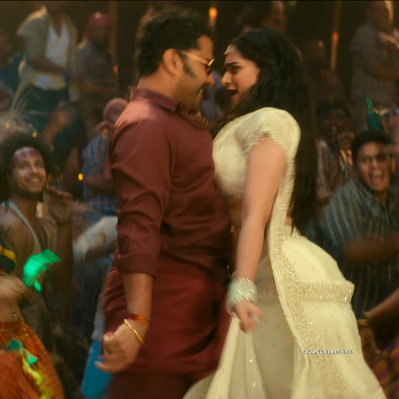 47 Ayesha Khan Hot Item Song MOTHA in Gangs of Godavari (2024)