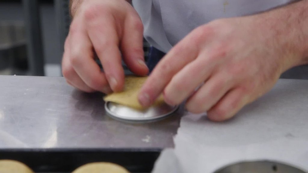 [Image: cu10cjb7tk1y.jpg]