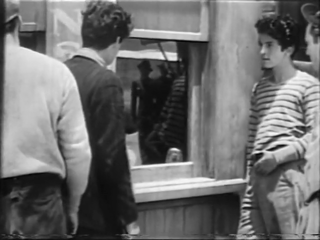 [Image: c7kc3lf9b9ww.png]