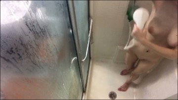 [Image: Voyeur37195132421.jpg]