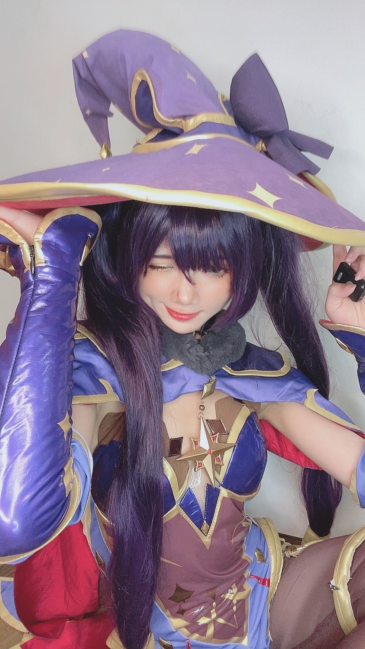 PoppaChan Mona Cosplay (Genshin Impact) HD Set – 53 Photos 20MB插图7