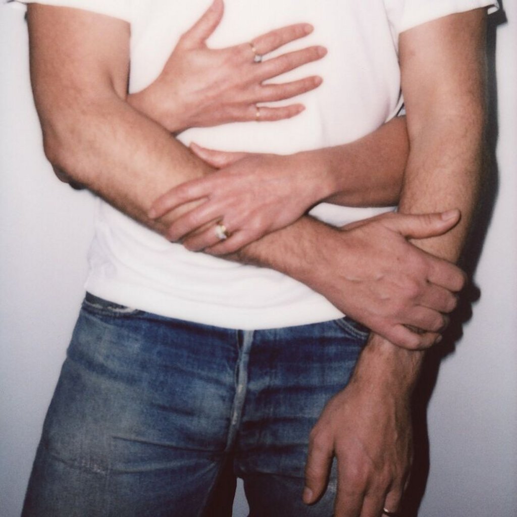 [Image: skrce34jfc79.jpg]