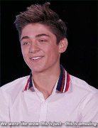 tumblr_pmmnxb0kL41vakf4uo2_400