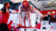 [Imagen: Kimi-Raeikkoenen-Alfa-Romeo-Formel-1-GP-...14a1-1.jpg]