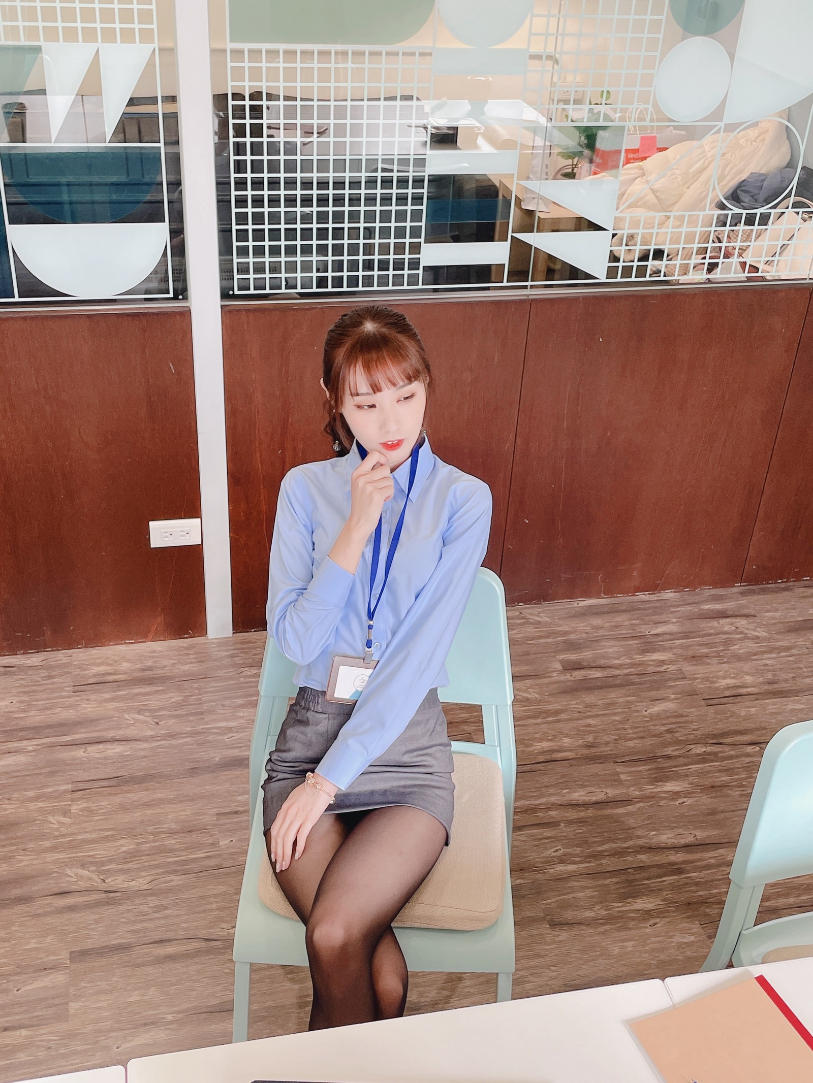 泥泥汝 OL 女郎 B 主题 写真＋视频合集｜高人气职业风作品（350P｜12V｜840MB）插图5