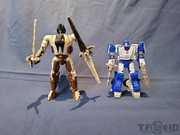 War-For-Cybertron-Maximal-Grimlock-02