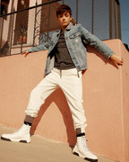 asher-angel-1538786421