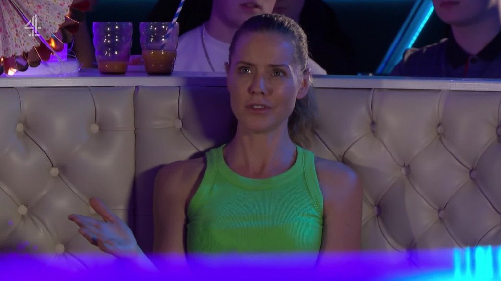 [Image: 38apb5i3fuds.jpg]