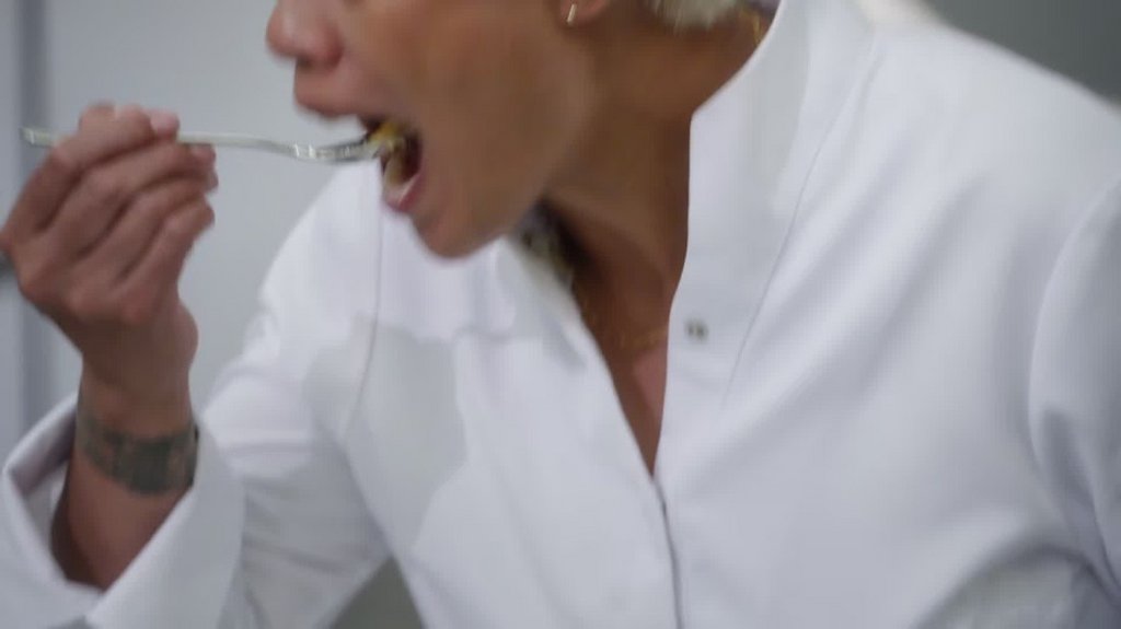 [Image: d7b1eq8rq9kk.jpg]