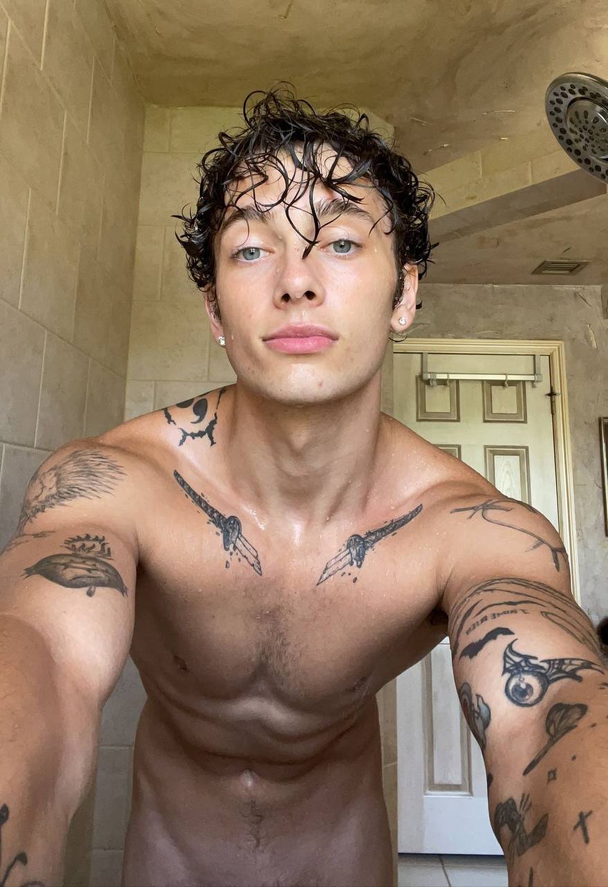 Luca Schaefer-Charlton (mostlyluca) Updated