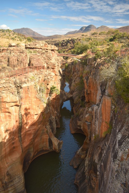 Африканские каникулы - зверики Крюгера, пески Намибии, воды Виктории