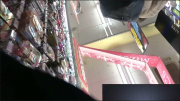 [Image: Voyeur10345161759.jpg]