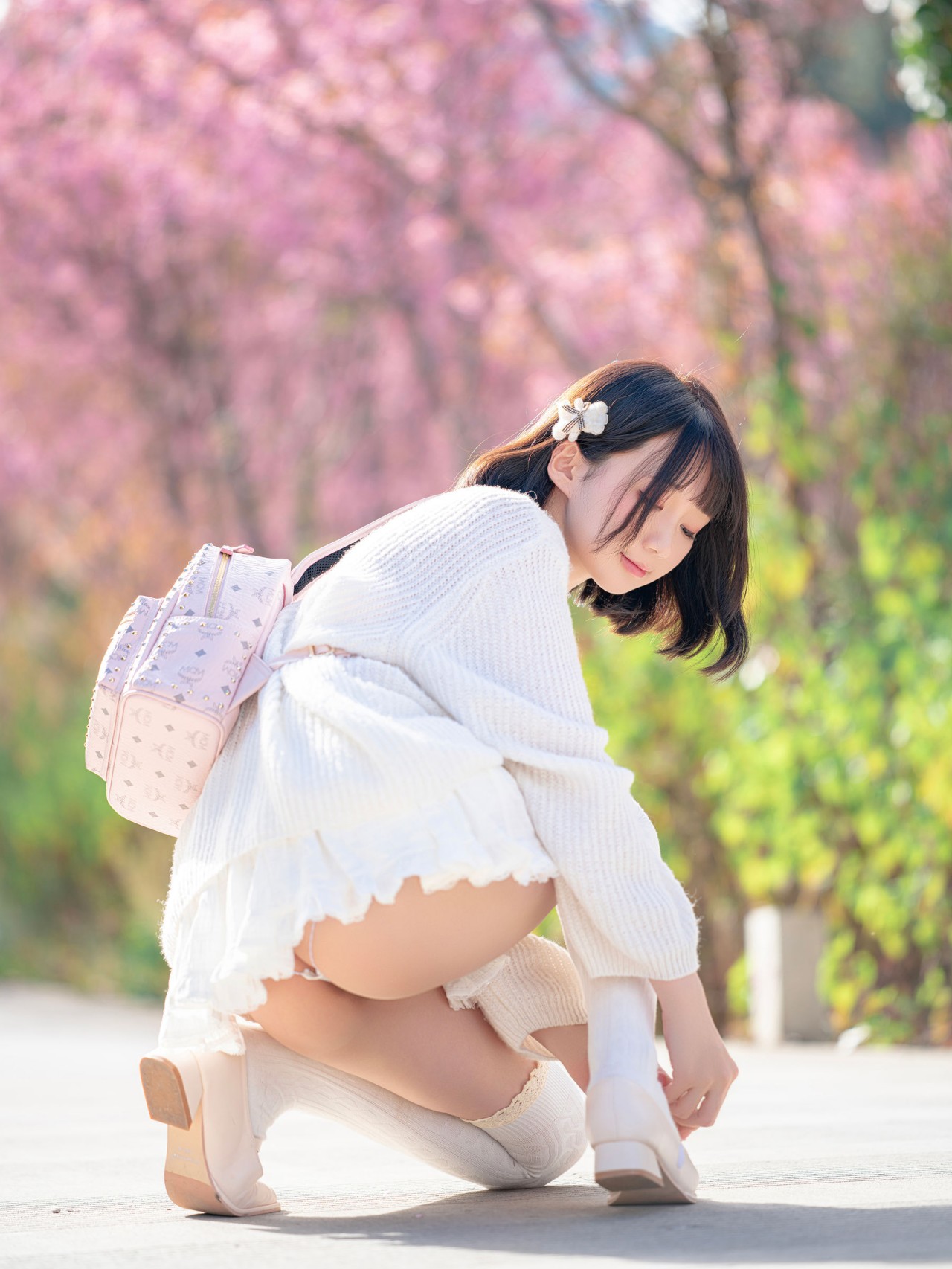 nagisa 魔物喵《樱花树下》写真，清新优雅的气质美女插图2