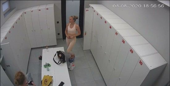 [Image: Voyeur51595100653.jpg]