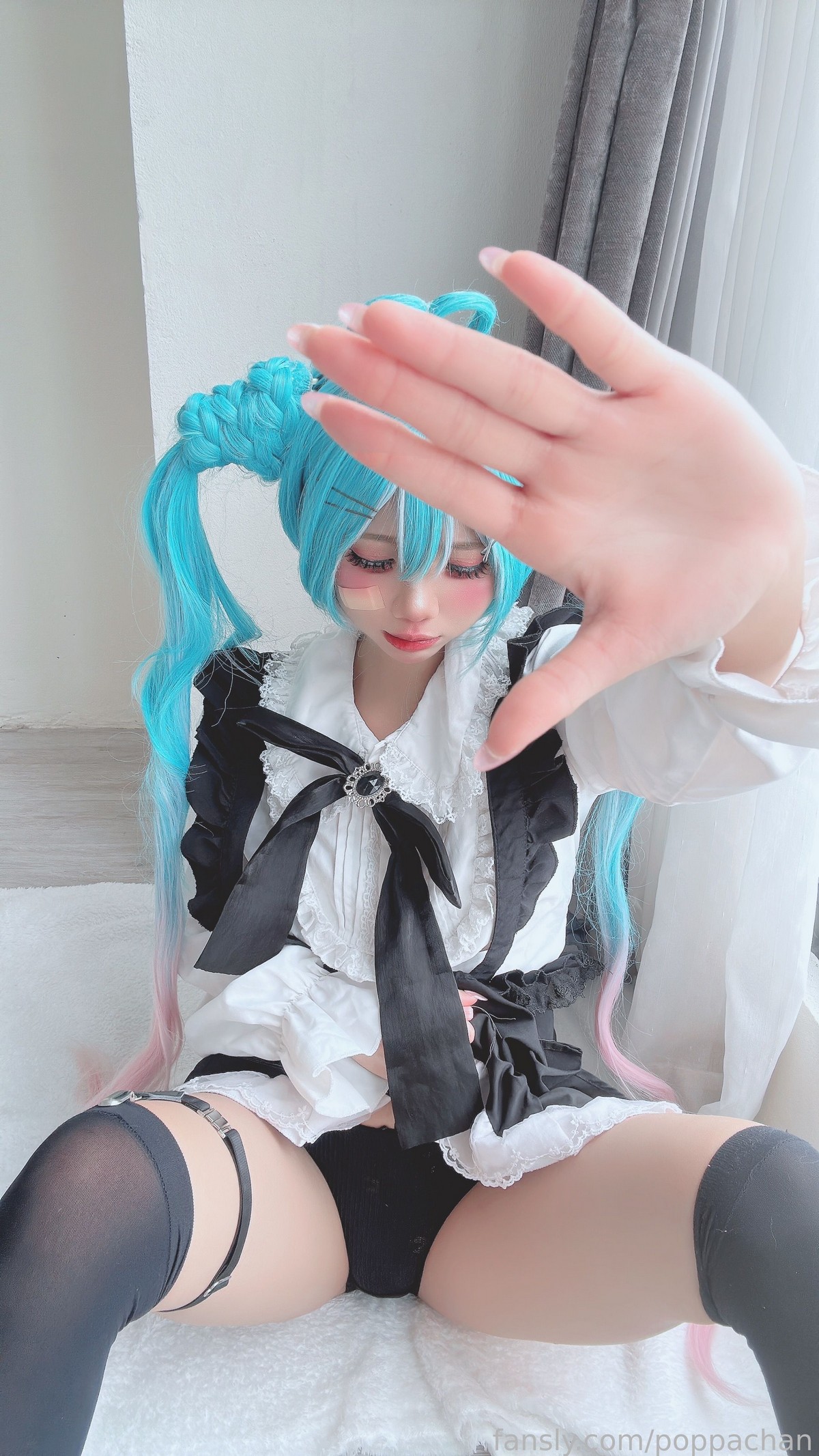 PoppaChan Hatsune Miku Cosplay Set – 22 Photos 40MB插图6