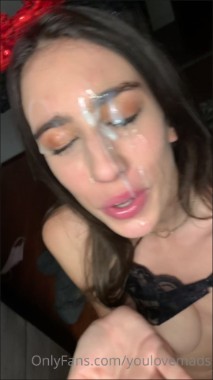 [Image: Cumshots24629001946.jpg]