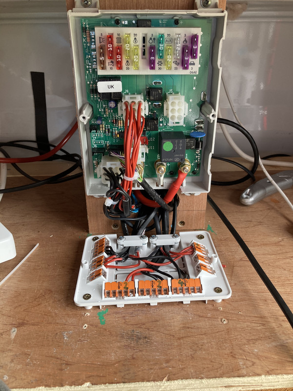 D742D4C0-EC6E-475E-B377-D30AA74E7C08