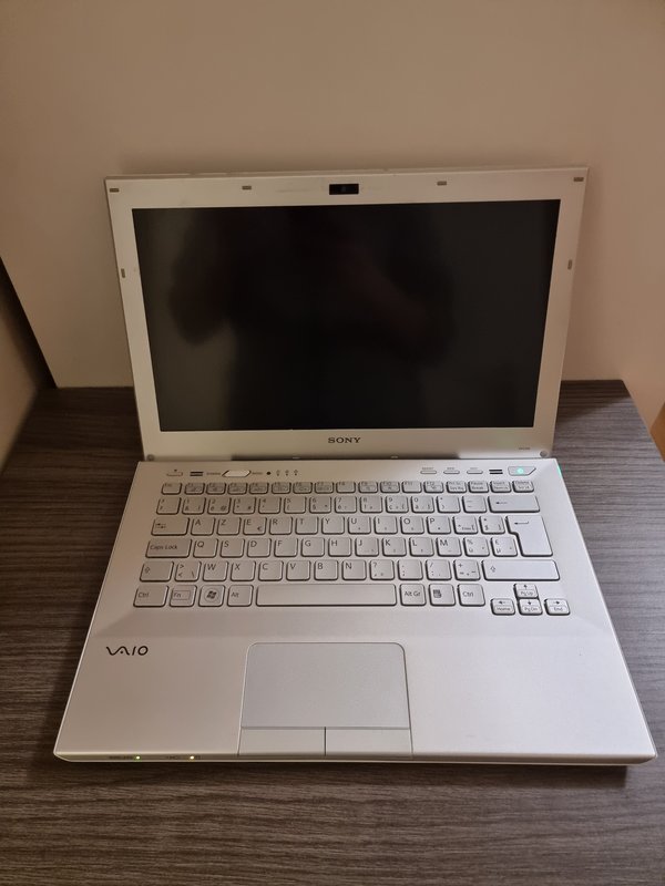 Sony-1.jpg