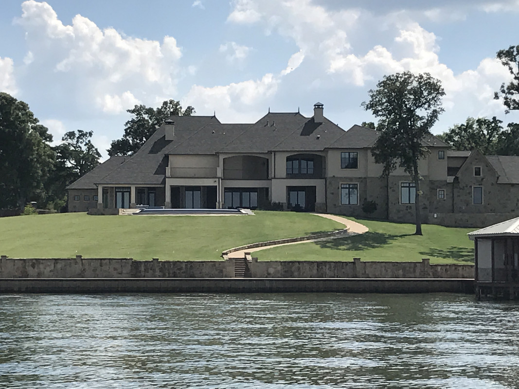 E387A2C5-123B-41AD-B09B-C8DFBC7DE025