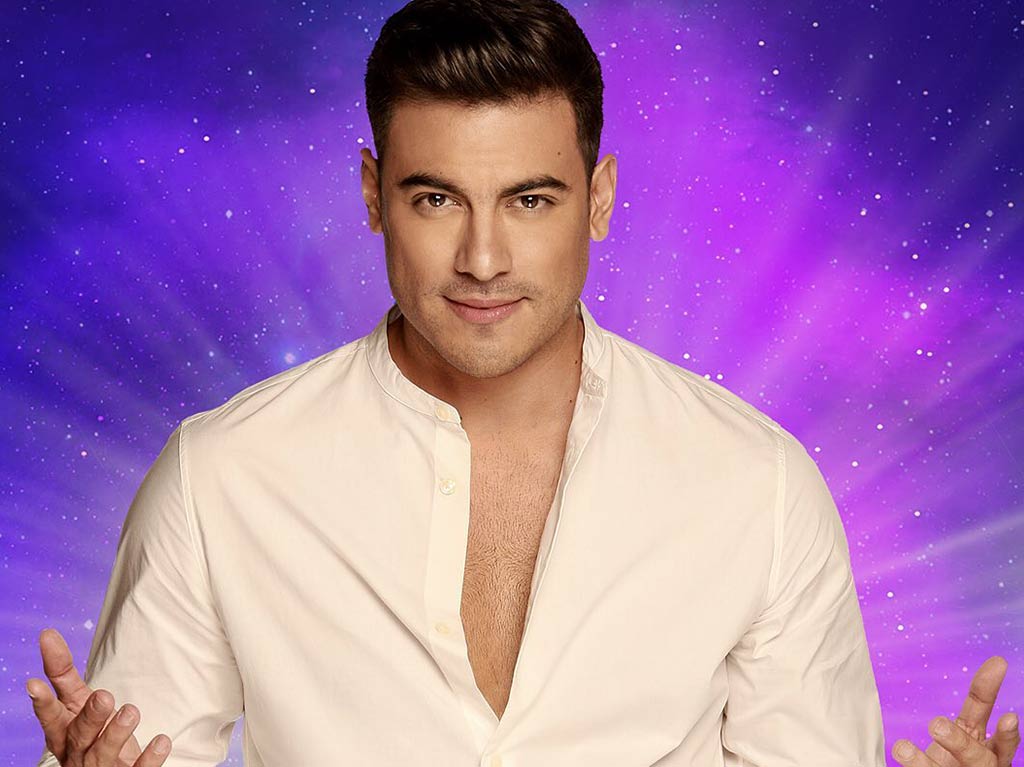 Carlos Rivera recibe regalo por parte de Kalimba, ¿habrá colaboración?