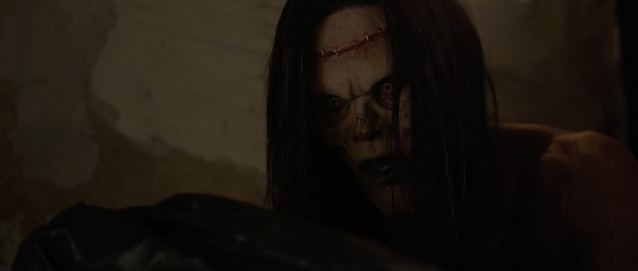 Frankenstein vs. The Mummy 2015 BluRay [Hindi + Tamil + English] 480p, 720p ESub Screenshot