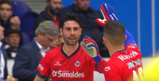 HÓQUEI EM PATINS: U.OLIVEIRENSE ASSUME LIDERANÇA À CONDIÇÃO; SPORTING PERDE EM PAÇO D’ARCOS