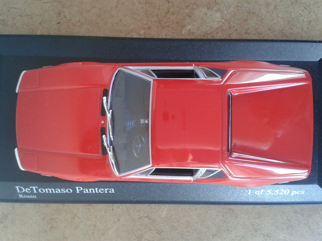 1972 De Tomaso Pantera L (Minichamps) (14)
