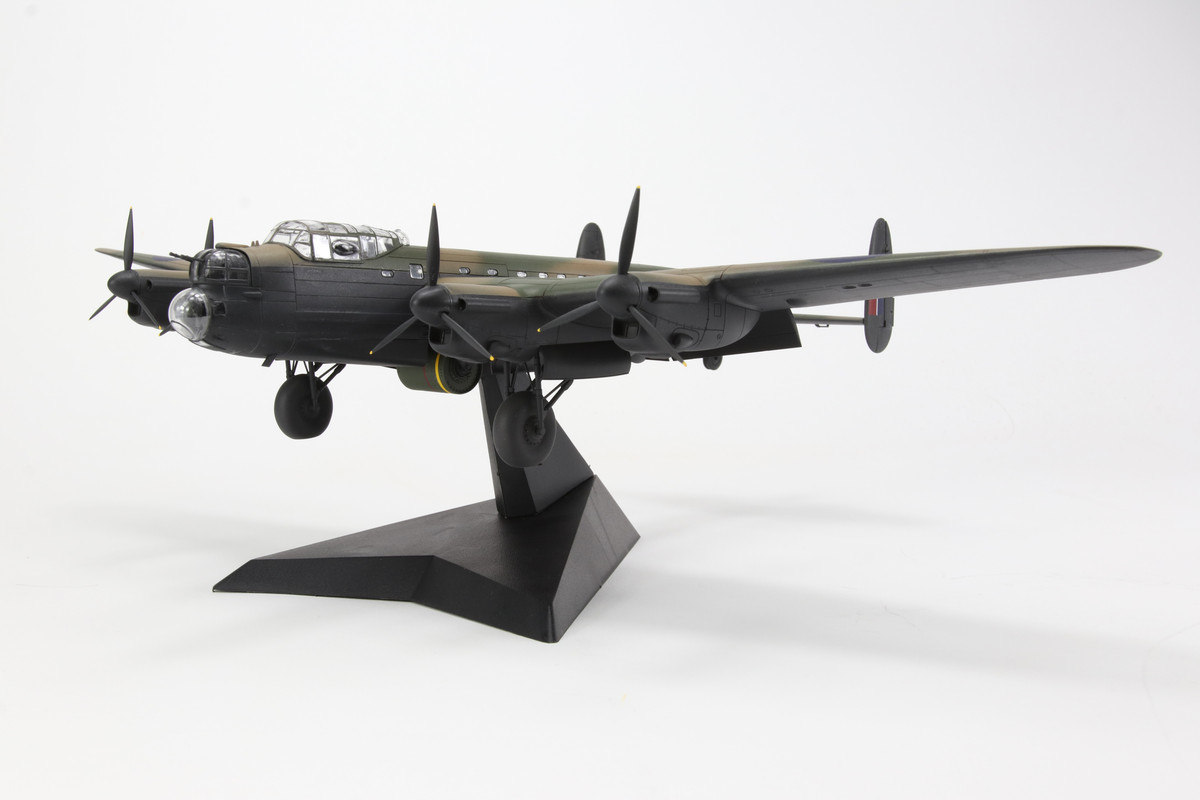 650-DEBE5-8857-4-EF2-9-C89-AF0-C3-F8463-