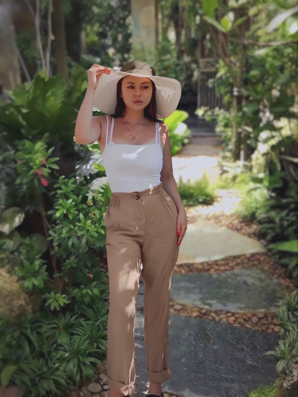 4288D3F9-8A19-45DA-BB54-88E2C6EFAB42