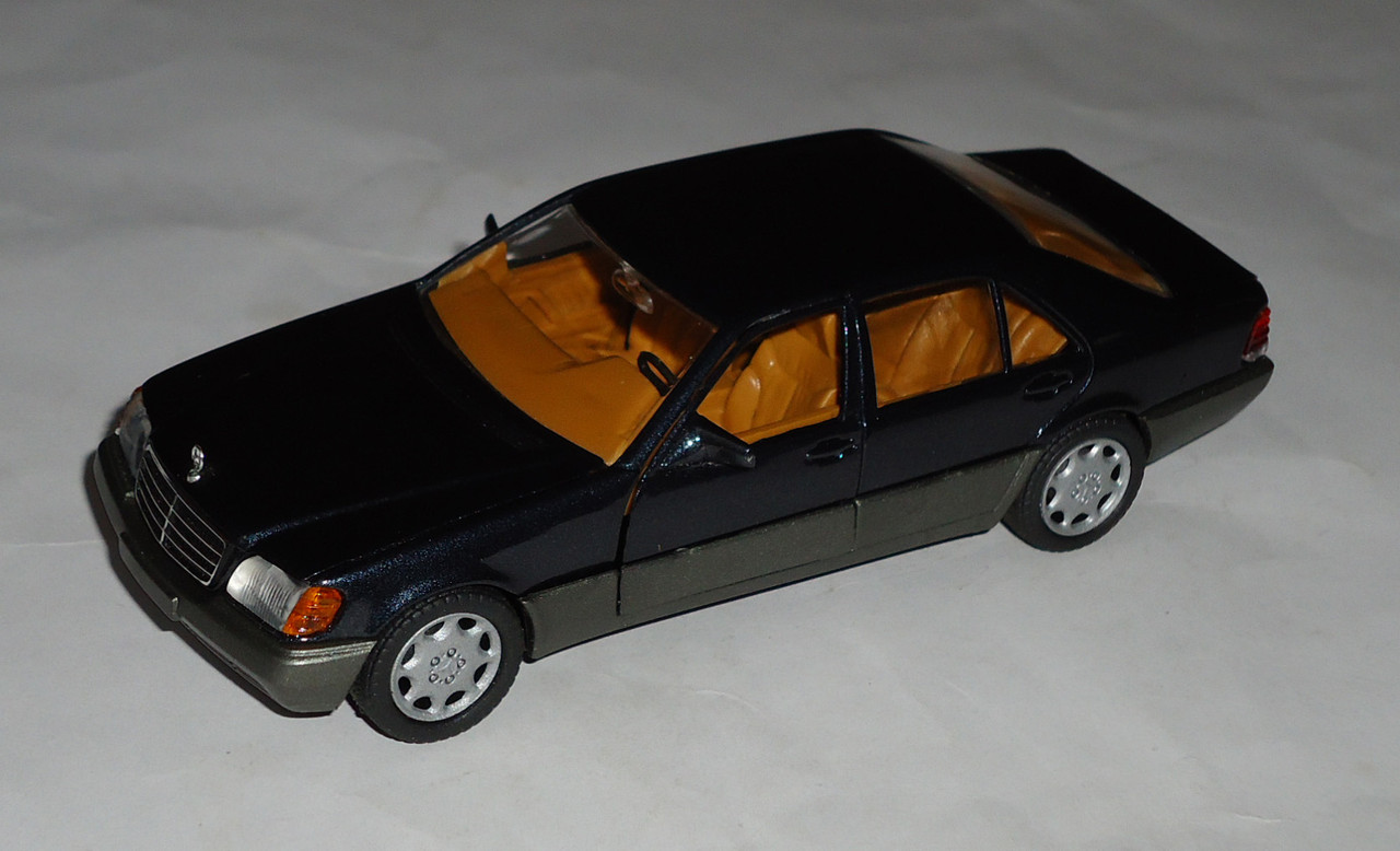 Mercedes-Benz-600SEL