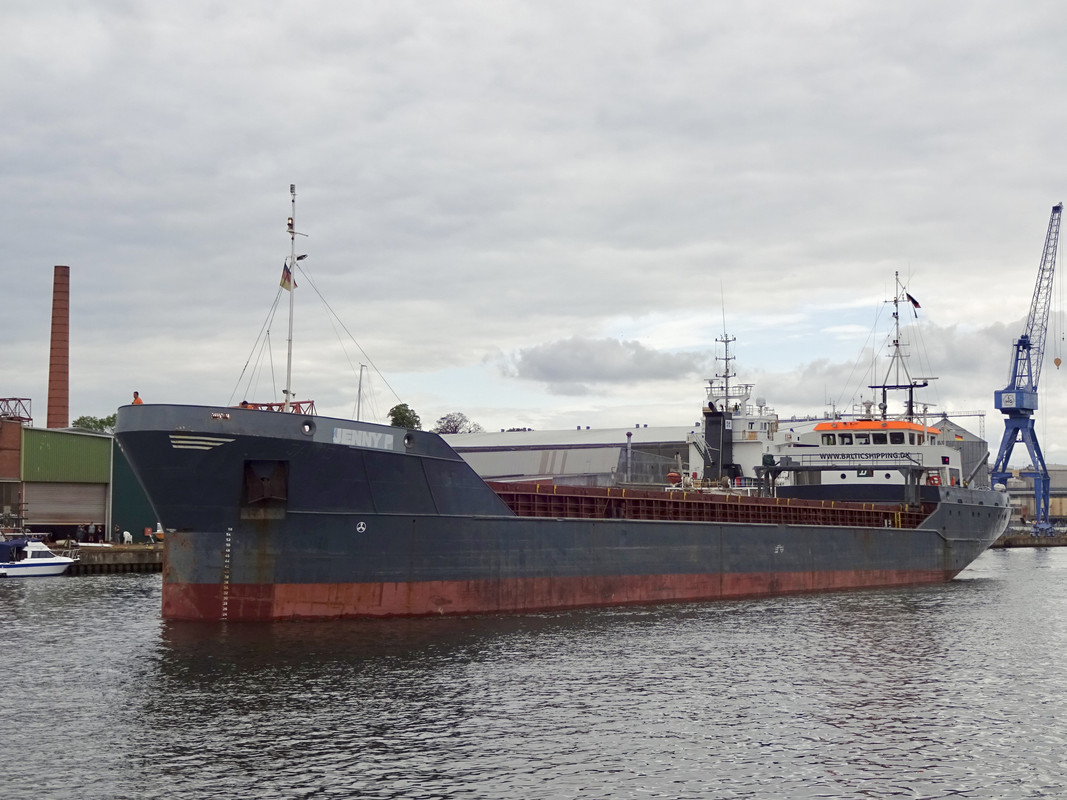 61A63BBE-96E0-4C51-91C9-7FF842464541