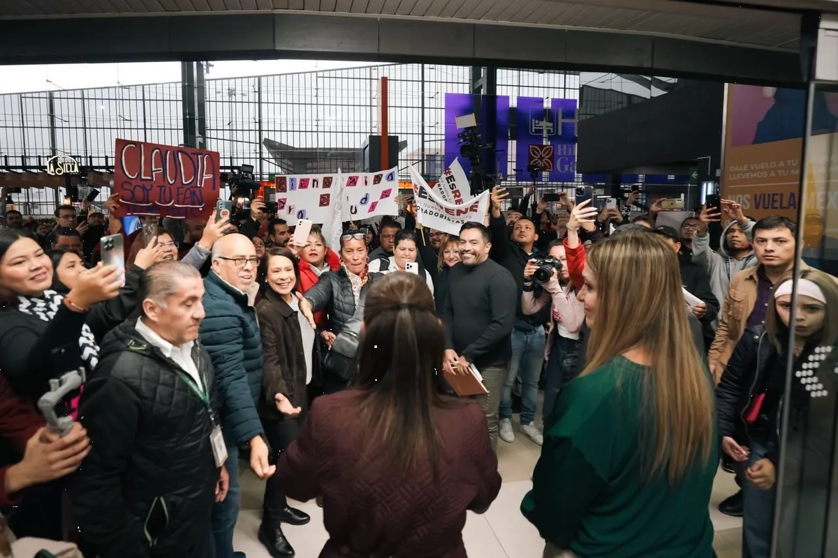 Claudia Sheinbaum arriba a Monterrey para reunirse con militantes y empresarios