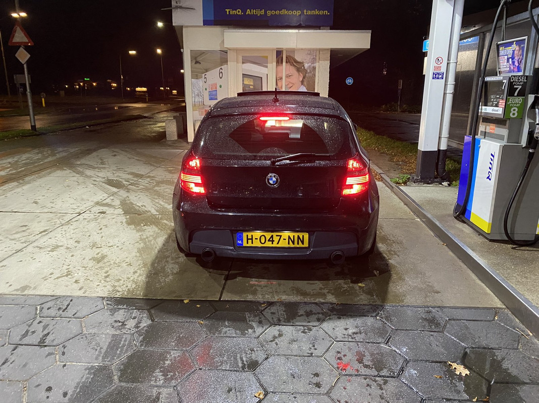 5B9385FF-1032-4222-876B-5388D6555836