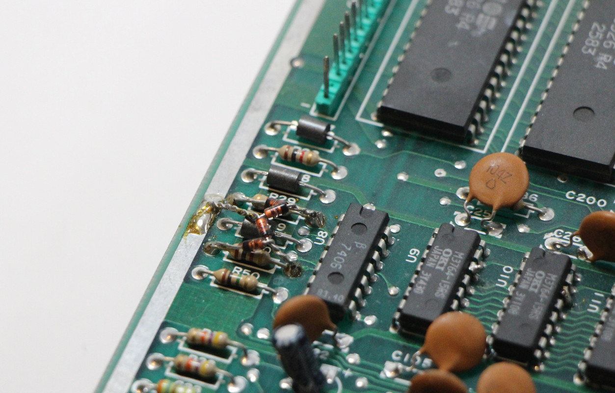 c64-1607368-6-mainboard