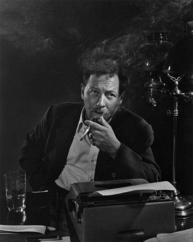 Yousuf-Karsh-Tennessee-Williams-1956-1565x1960