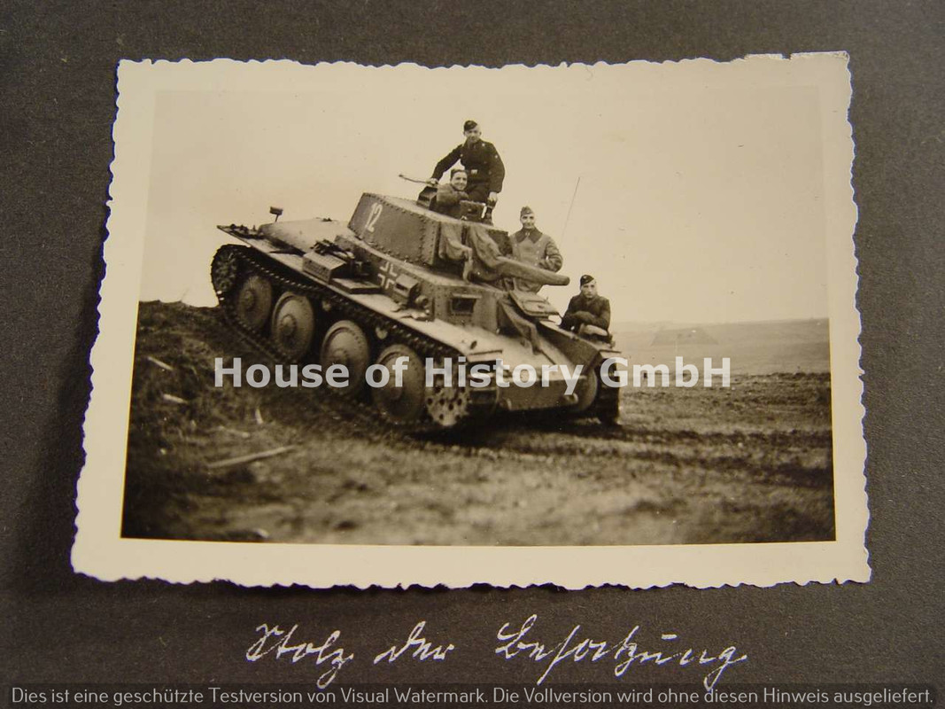 FOTOALBUM eines Angehörigen der Kraftfahr Ersatzabteilung 12 und später im 1.Panzer Regiment 21, Ein