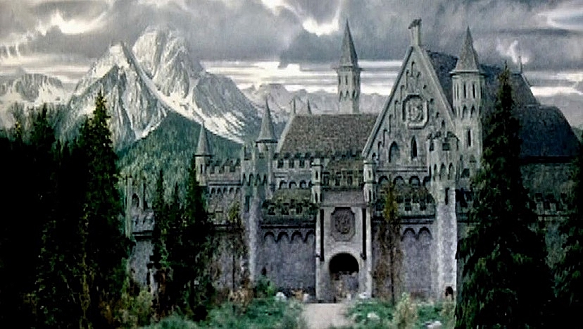 ROBERT-BEATTY-MONDSCHEIN-CASTLE-FOTOR.jpg