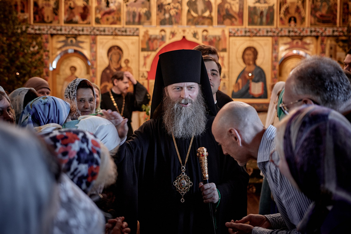 Empty-Name-371-resized