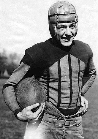 330px-Red-Grange-circa-1923.jpg
