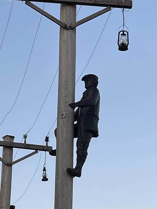 411A7E3B-CB24-4712-BDA7-F9E62132D164