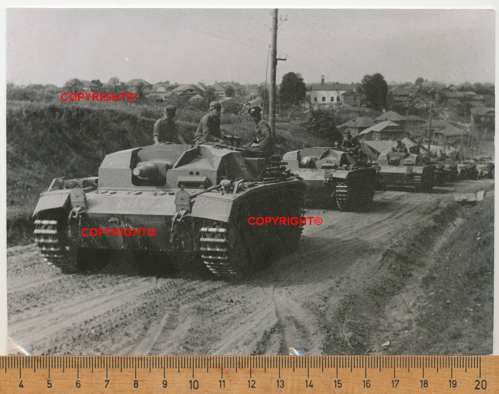 Großportrait - STURMGESCHÜTZ III Panzer Tank top