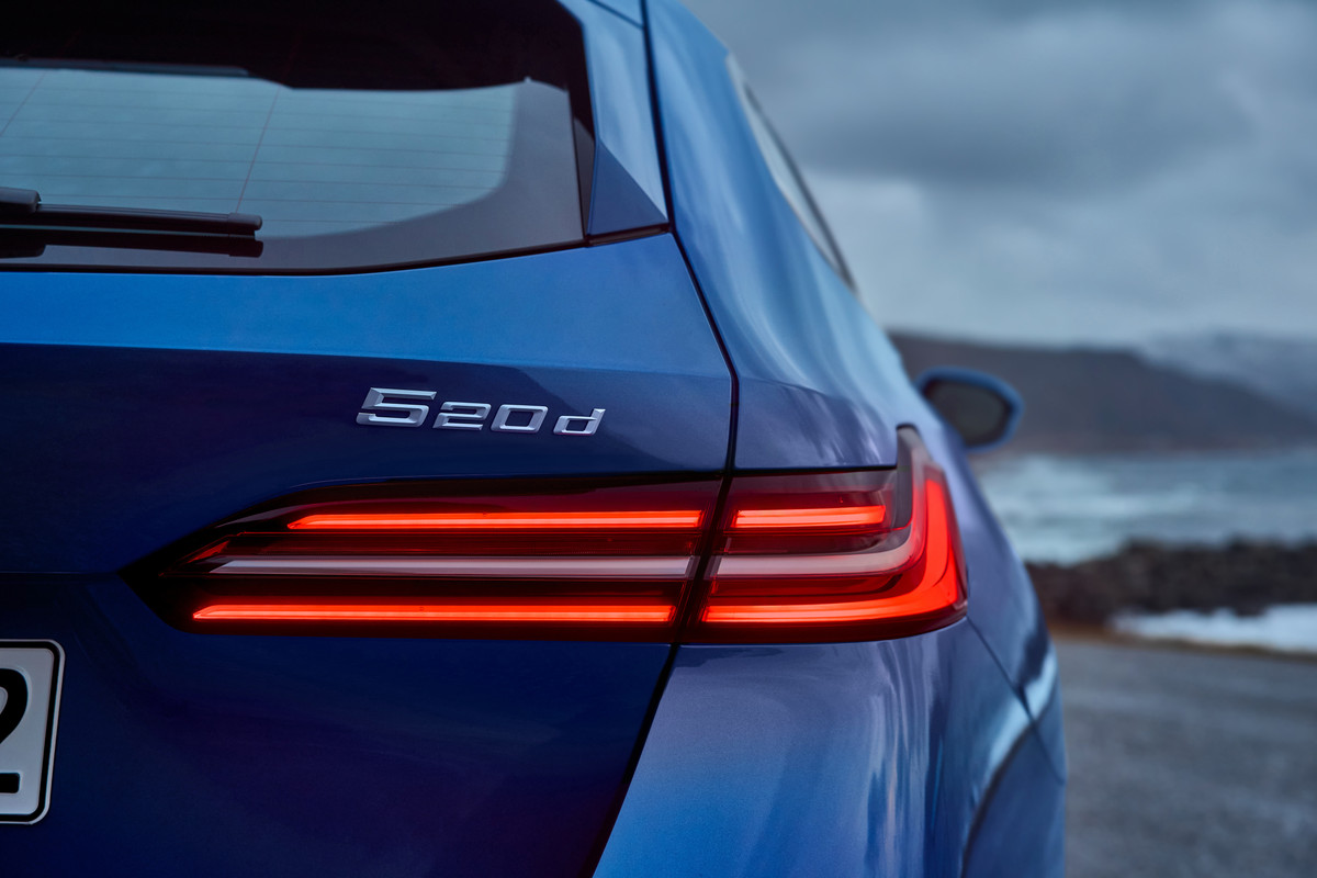 P90537388_highRes_the-new-bmw-520d-xdr