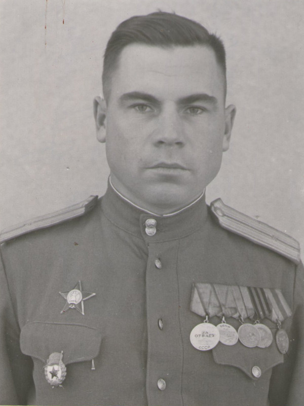 Лазарев Сергей Семенович 1