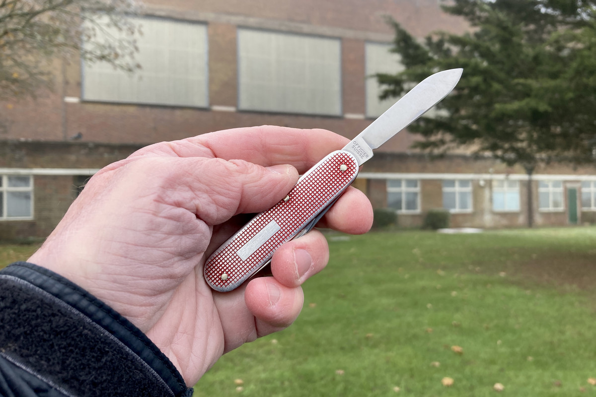 C370F0EE-77E6-4B3A-8D98-0C312E99FC43