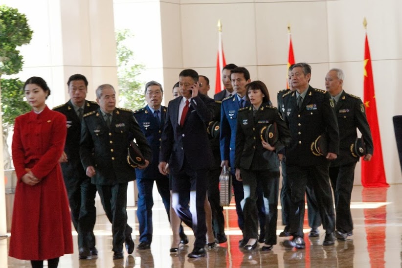 04NOV2013_01_1383758255